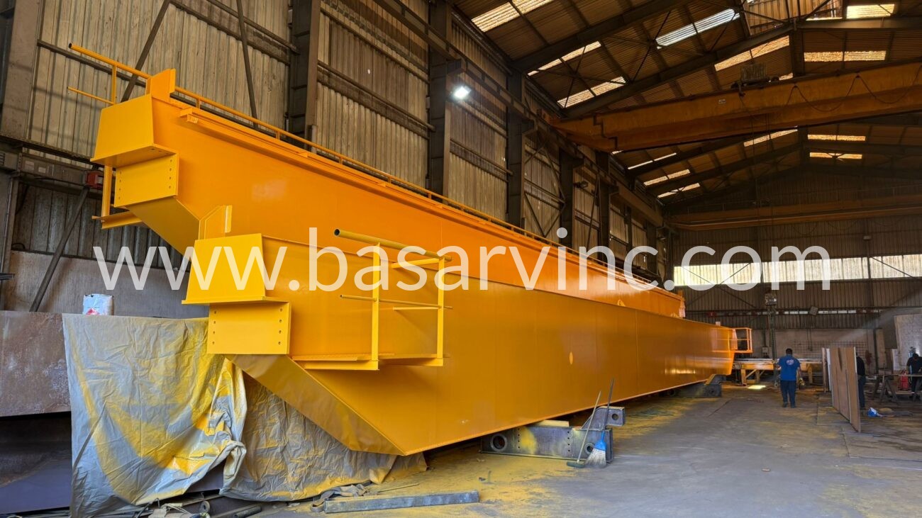 çift kirişli gezer köprülü vinç makinası